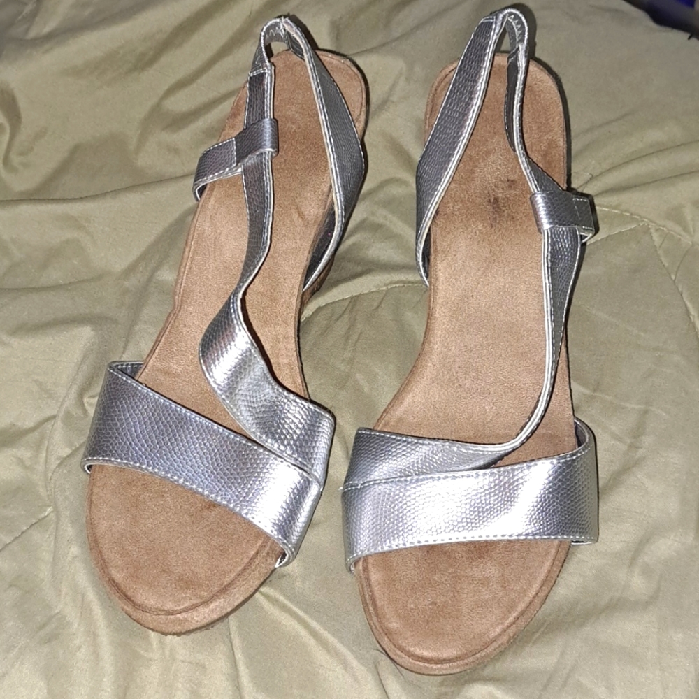 Silver/grey Wedge sling back sandals Aerosoles with comfort sole